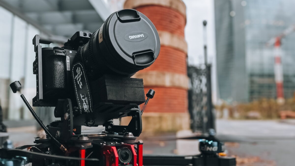 La pianificazione perfetta delle riprese drone sul set cinema