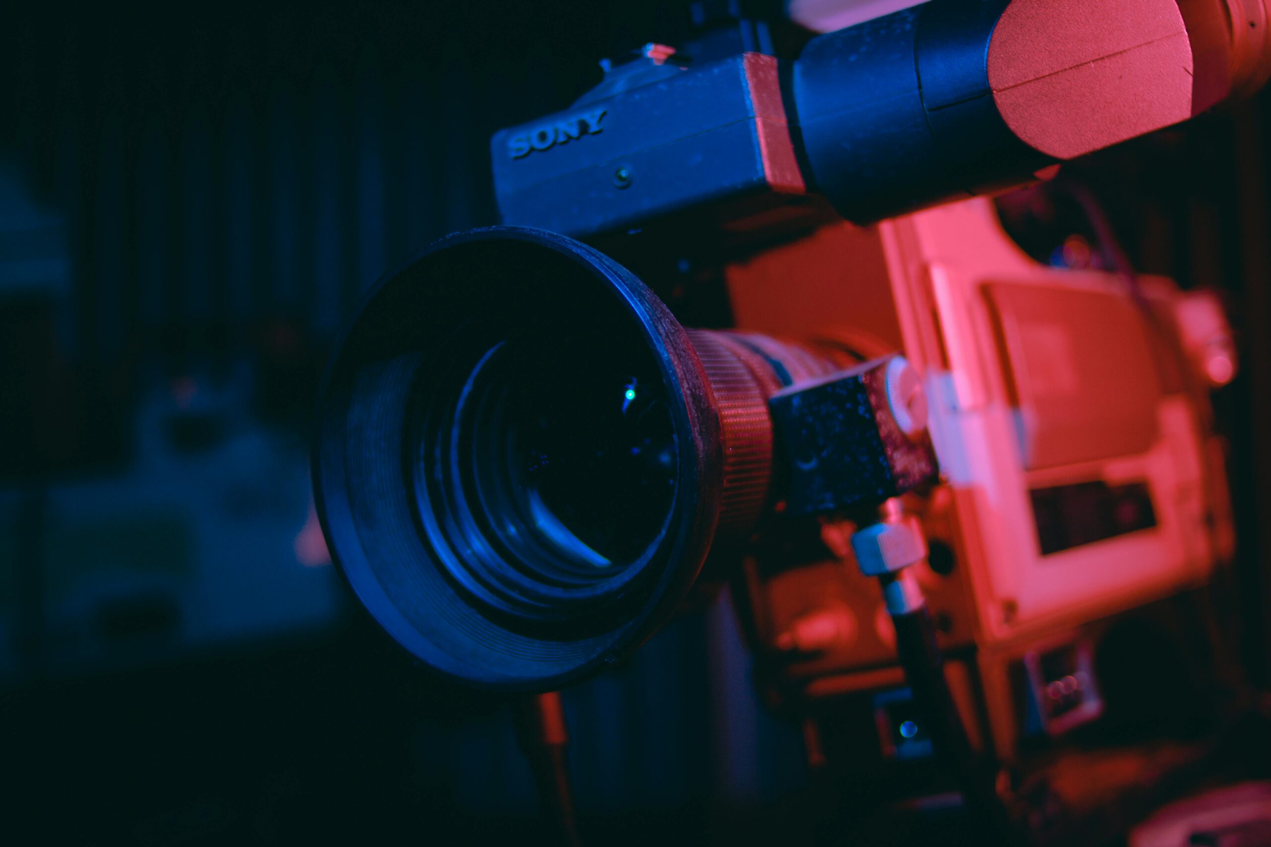 Cosa valutare prima di scegliere una produzione video Cosa valutare prima di scegliere una produzione video