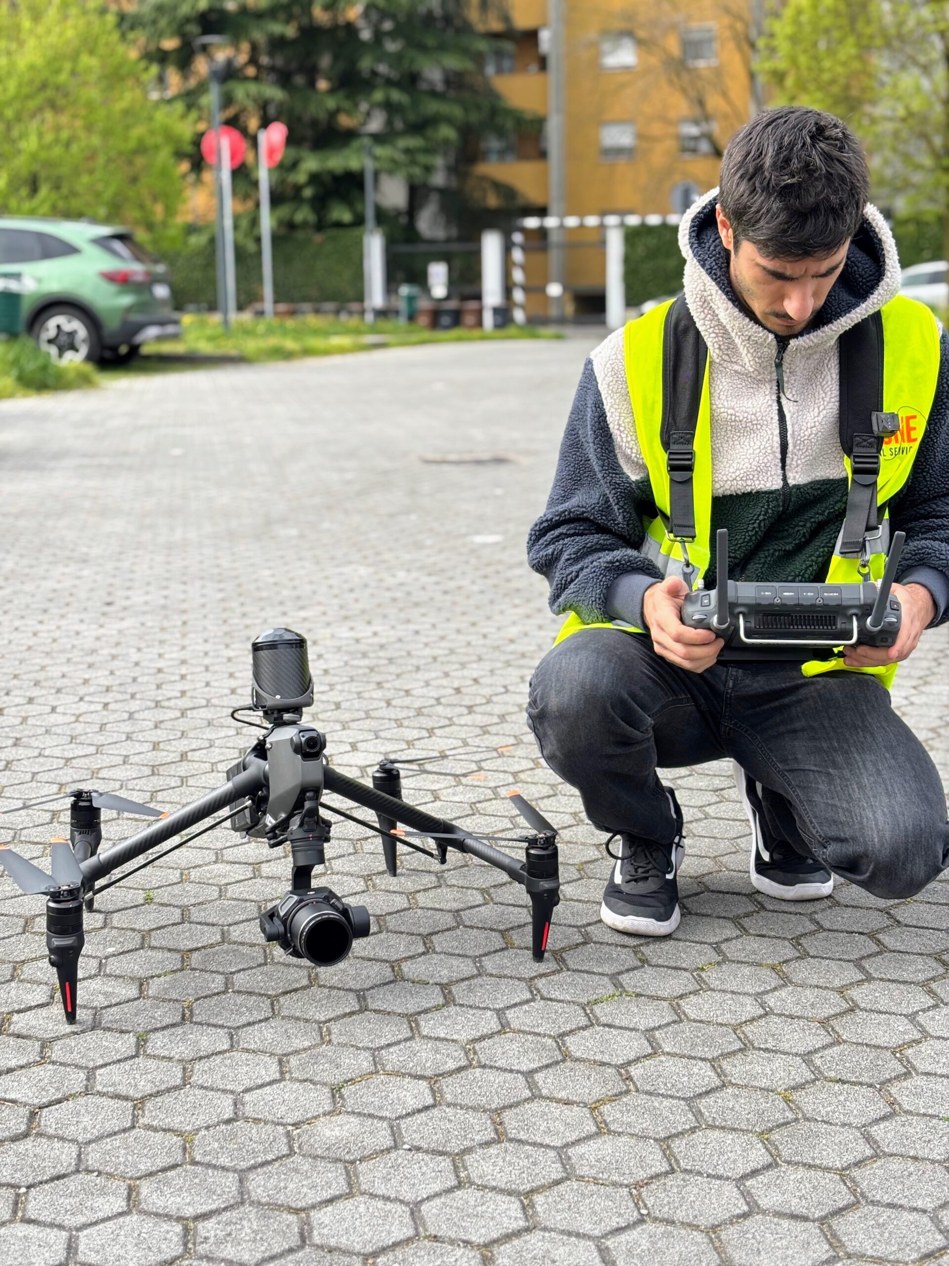Drone e pianificazione delle traiettorie: perché nessuna ripresa professionale è improvvisata Drone e pianificazione delle traiettorie: perché nessuna ripresa professionale è improvvisata